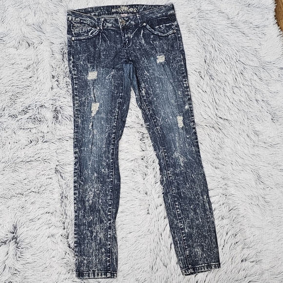 🛑$5🛑 FINAL PRICED ITEM! BUY NOW or BUNDLE TO SAVE MORE! - Picture 3 of 12